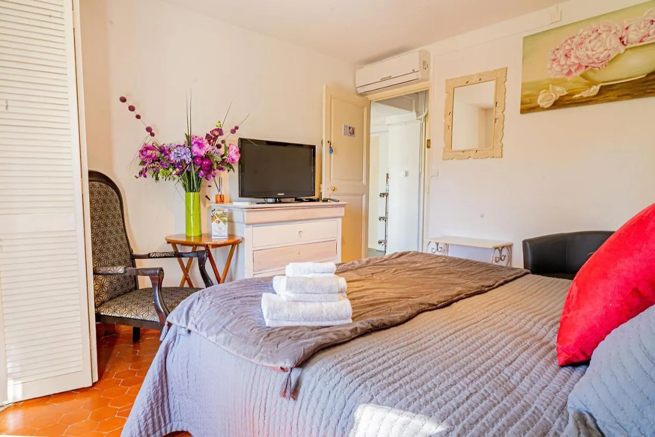 Bed and Breakfast Domaine De L'Aufrene Hyères Bed & Breakfast